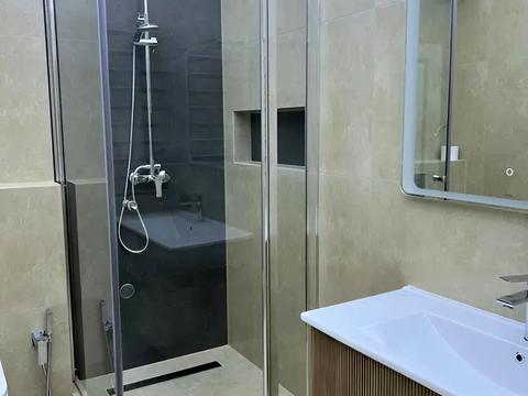 квартира по адресу Степана Бандеры ул., 77-Б