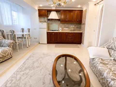 квартира по адресу Русановский бульв., 1