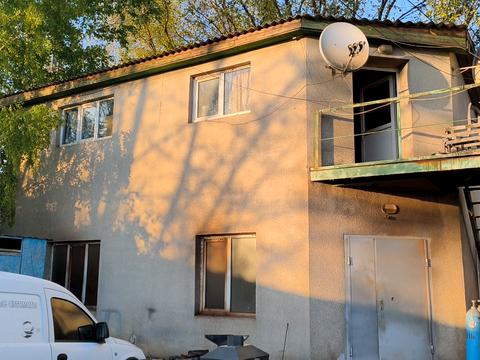 комерційна за адресою Центральна вул., 41-Б