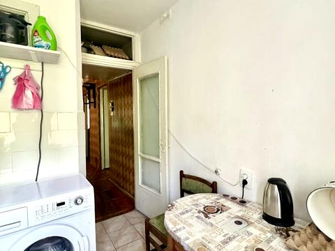 квартира за адресою Наукова вул., 8
