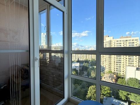 квартира за адресою Патріарха Мстислава Скрипника вул., 48-А