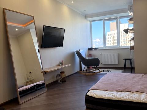 квартира за адресою Патріарха Мстислава Скрипника вул., 48-А