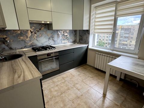 квартира по адресу Героев просп., 33