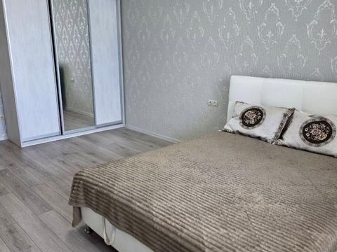 квартира за адресою Перлинна вул., 11
