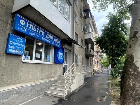 комерційна за адресою Семінарська вул., 26/28