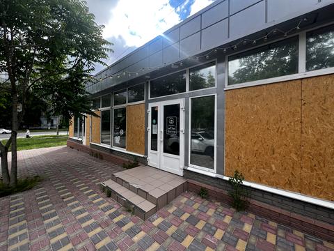 комерційна за адресою Шкільна вул. (Героїв Сталінграда), 19-а