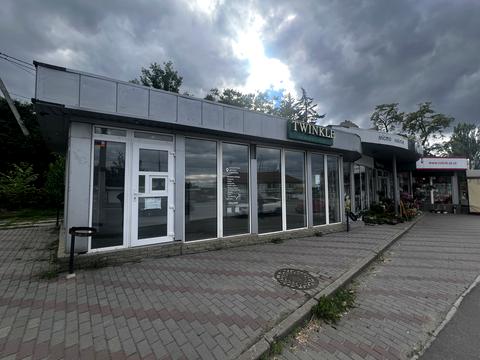 комерційна за адресою Космічна вул., 94