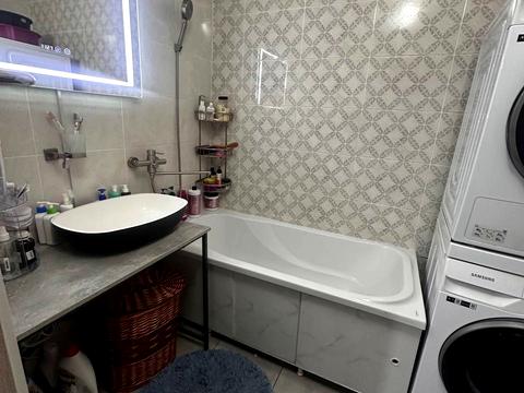 квартира за адресою Торгова вул., 21