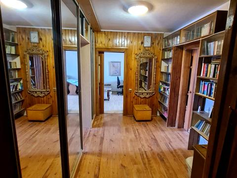 квартира за адресою Райдужна вул., 37