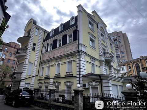 комерційна за адресою Саксаганського вул., 67