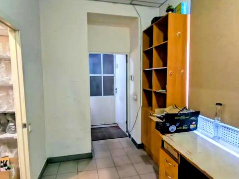 комерційна за адресою Володимира Мономаха вул. (Московська), 8