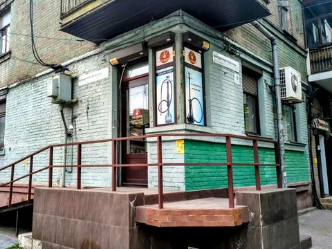 коммерческая по адресу Володимира Мономаха ул. (Московська), 8
