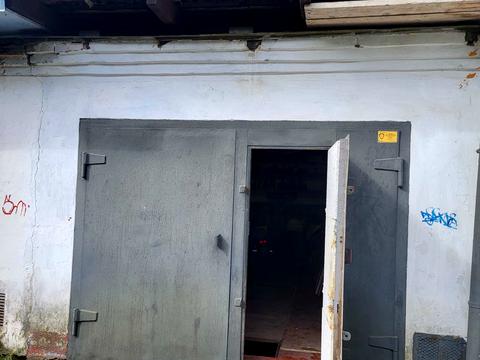 паркомісце за адресою Лисенка вул., 24