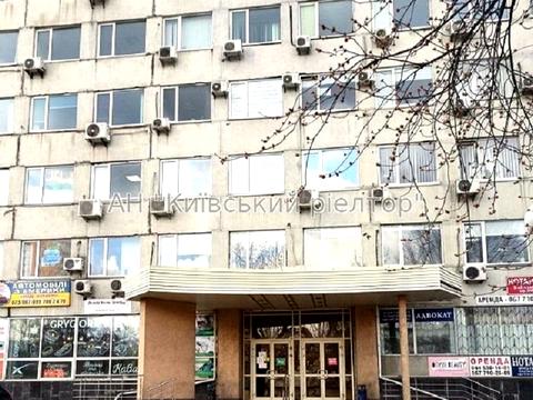 комерційна за адресою Соборності просп. (Возз'єднання), 7