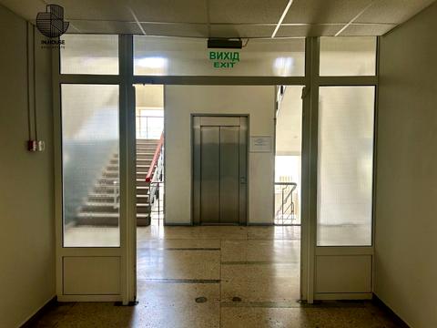 комерційна за адресою Митрополита Василя Липківського вул. (Урицького), 45