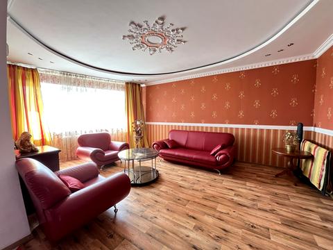 квартира за адресою Верховної Ради бульв., 14-Б