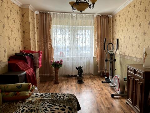 квартира за адресою Верховної Ради бульв., 14-Б