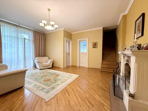 квартира по адресу Кирилла и Мефодия ул., 31