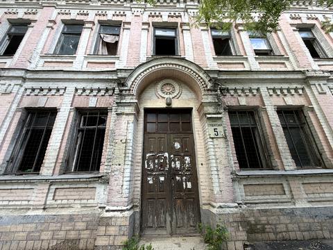 коммерческая по адресу Студенческая ул., 5-7В
