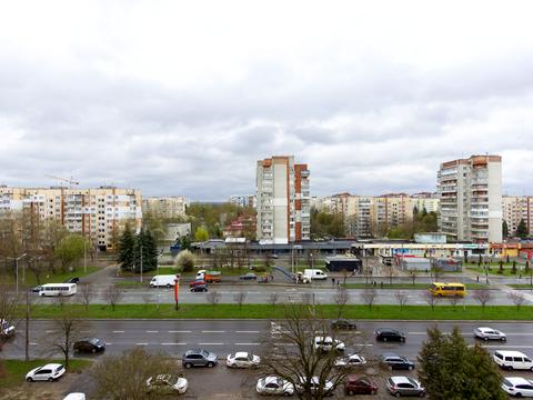 квартира за адресою Наукова вул., 64