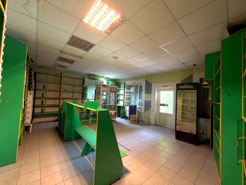 комерційна за адресою Молодіжна, 25а