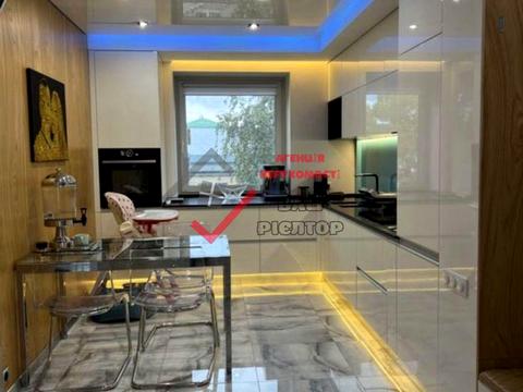 квартира за адресою Соборності вул. (Жовтнева), 30а к2