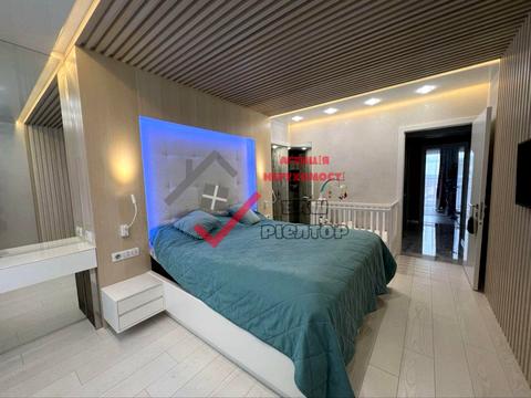 квартира за адресою Соборності вул. (Жовтнева), 30а к2
