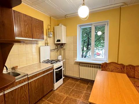 квартира за адресою Паркова вул., 18