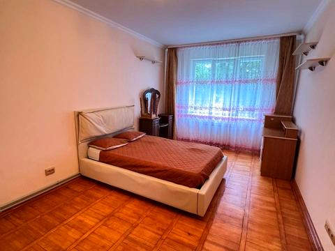 квартира за адресою Паркова вул., 18