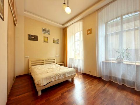 квартира за адресою Ринок пл., 18