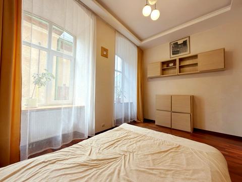 квартира за адресою Ринок пл., 18