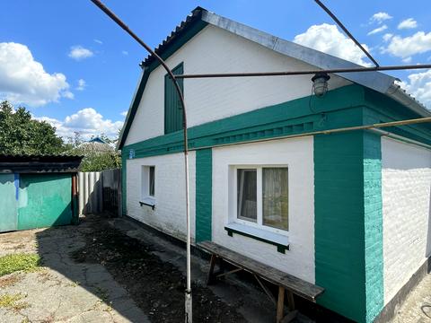 будинок за адресою с. Байрак, Миру