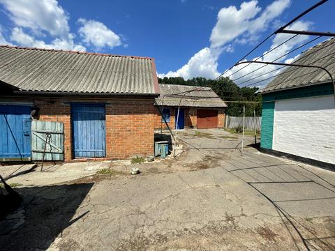 будинок за адресою с. Байрак, Миру