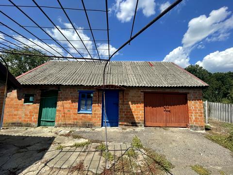 будинок за адресою с. Байрак, Миру