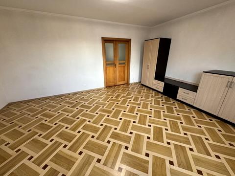 квартира за адресою Івана Кавалерідзе вул. (), 27