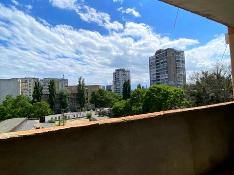 квартира за адресою Зоопаркова вул., 8в