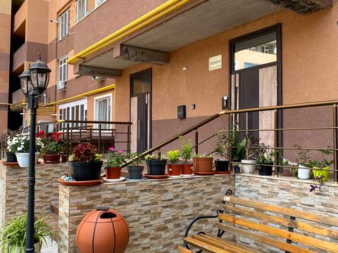 квартира за адресою Зоопаркова вул., 8в