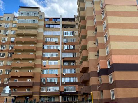 квартира за адресою Зоопаркова вул., 8в