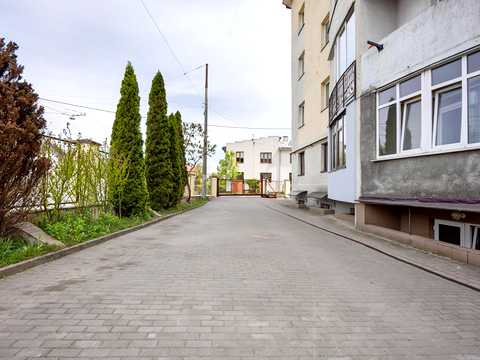 квартира за адресою Зимова вул., 5-А