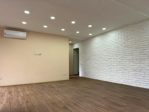 квартира за адресою Русанівський бульв., 10