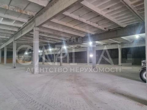 комерційна за адресою Київська вул., 5