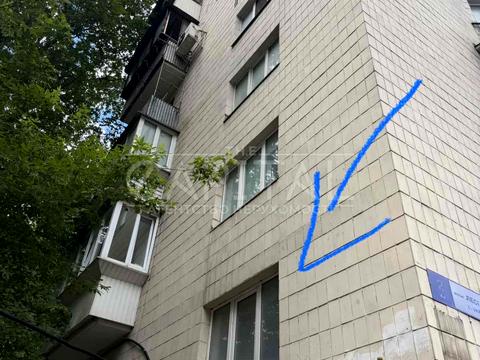коммерческая по адресу Леси Украинки бульв., 2