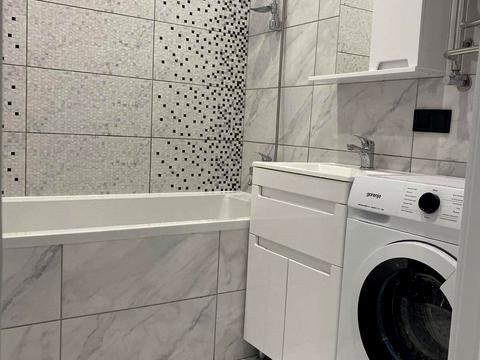 квартира за адресою Покровська вул., 99д