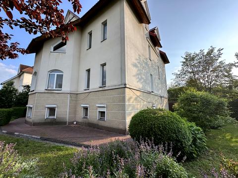 будинок за адресою с. Петропавлівська Борщагівка, Каштанова вул., 48