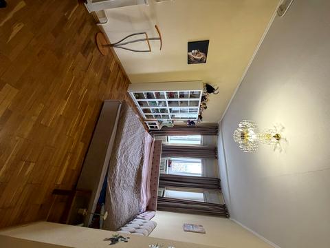 будинок за адресою с. Петропавлівська Борщагівка, Каштанова вул., 48