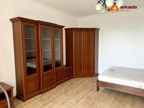 квартира за адресою Гната Хоткевича вул., 44г