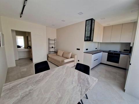 квартира за адресою Олександра Довженка вул., 21Б