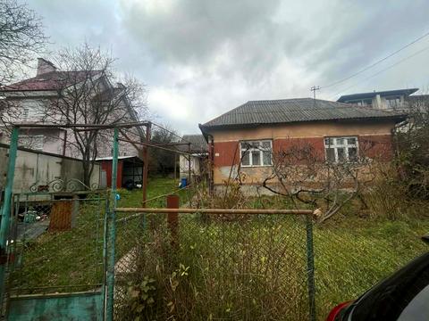 участок по адресу Высокая ул.