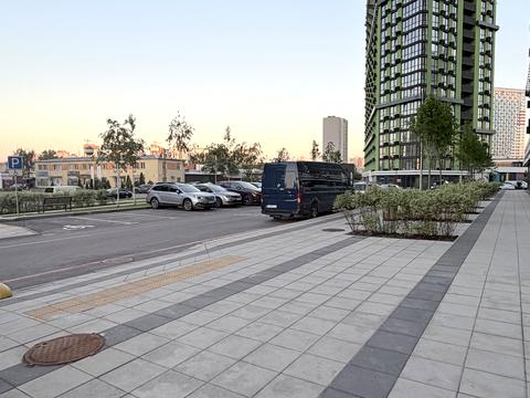 квартира за адресою Причальна вул., 8