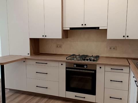 квартира за адресою Європейська вул. (Жовтнева), 22